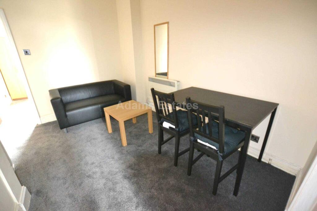 2 bed 1st Floor Flat for rent in Reading. From Adams Estates - Reading