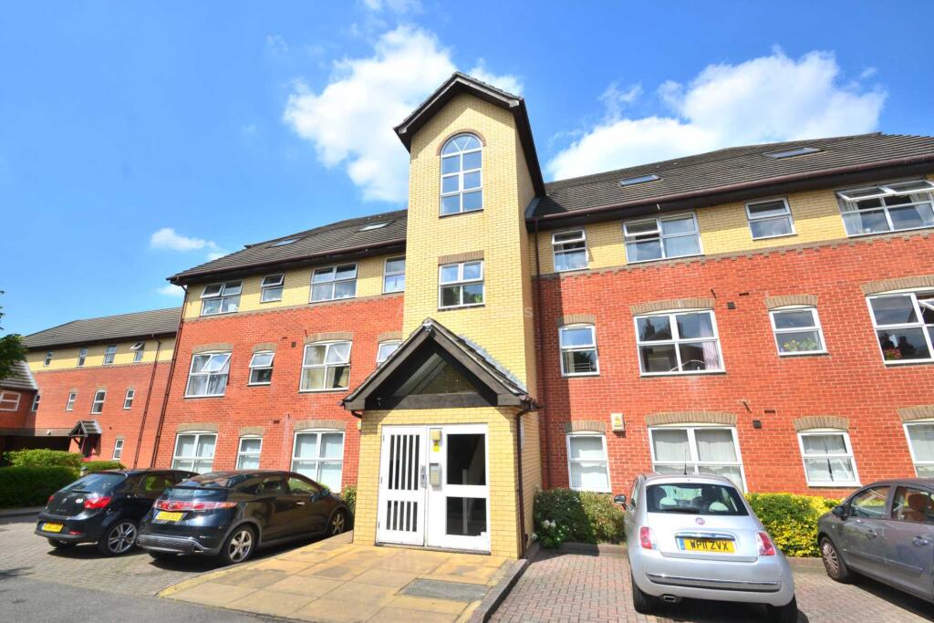 2 bed Apartment for rent in Reading. From Adams Estates - Reading