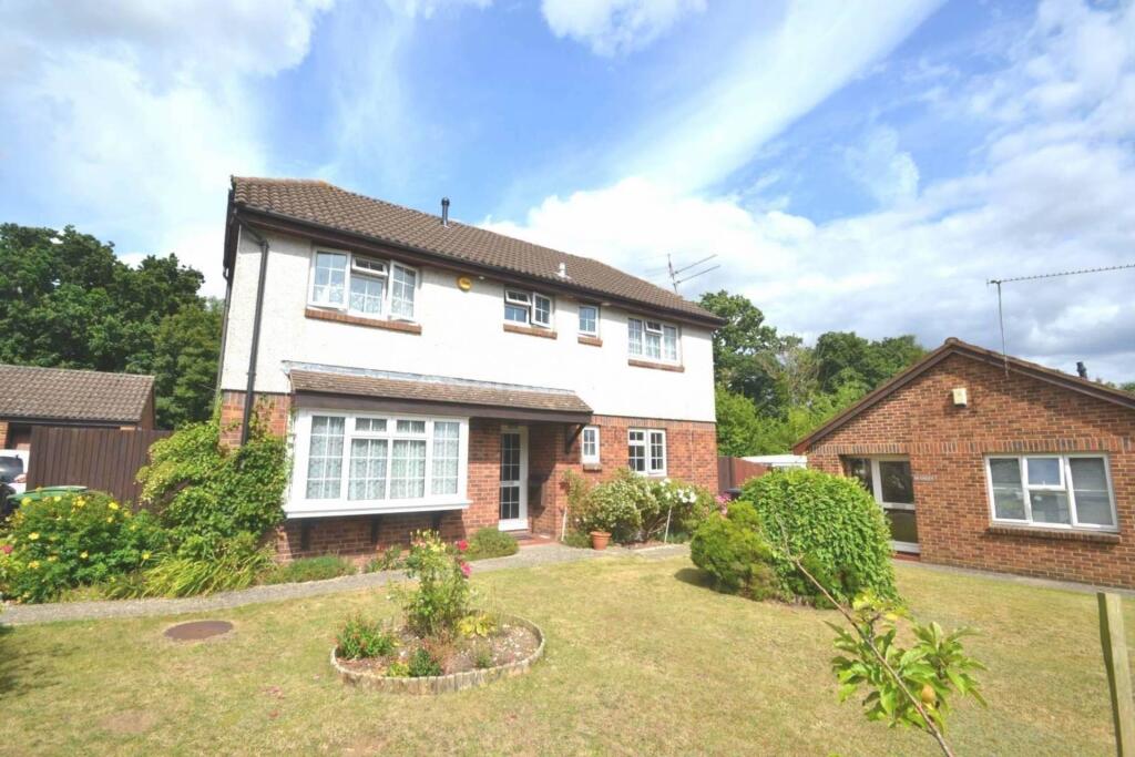 4 bed Detached for rent in Reading. From Adams Estates - Reading 4 bed Detached for rent in Reading. From Adams Estates - Reading