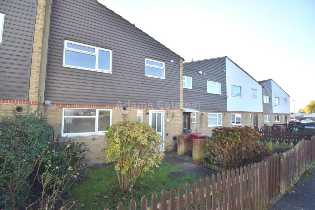 3 bed Semi Detached for rent in Shinfield. From Adams Estates - Reading