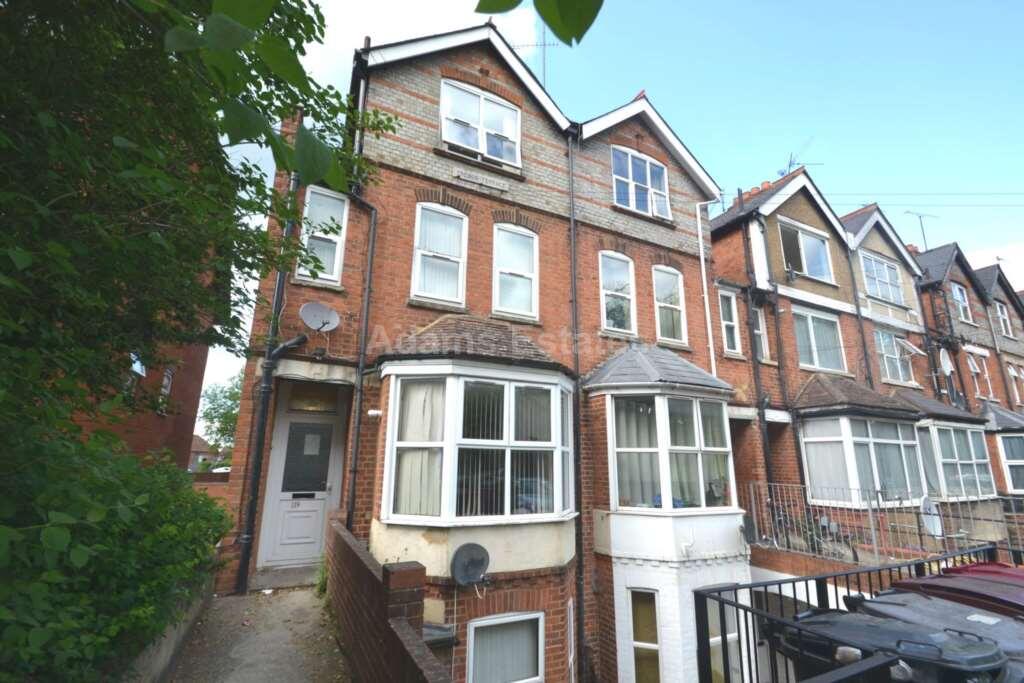 4 bed Studio for rent in Reading. From Adams Estates - Reading