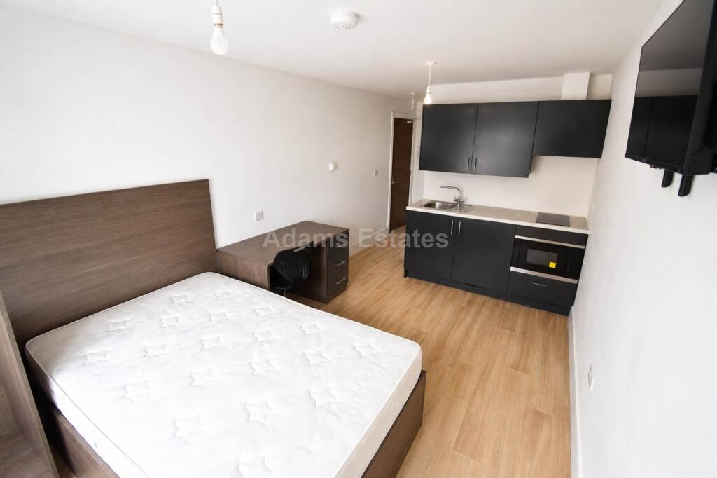 4 bed Studio for rent in Arborfield. From Adams Estates - Reading