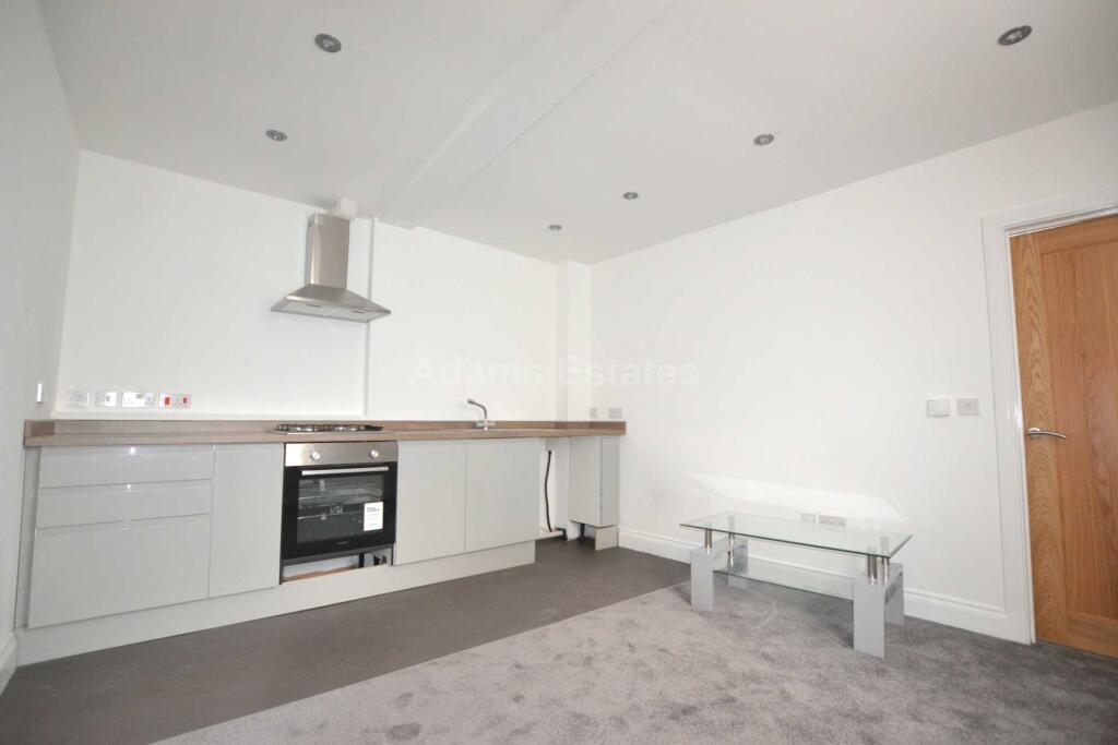 1 bed 1st Floor Flat for rent in Reading. From Adams Estates - Reading