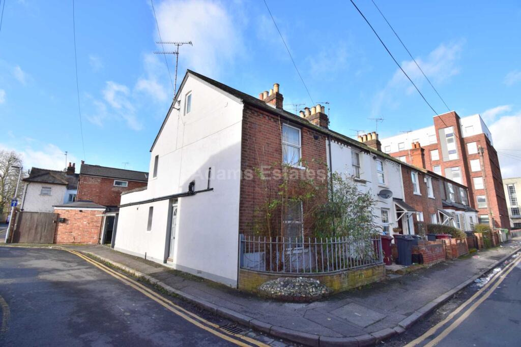 4 bed End of Terrace for rent in Reading. From Adams Estates - Reading 4 bed End of Terrace for rent in Reading. From Adams Estates - Reading