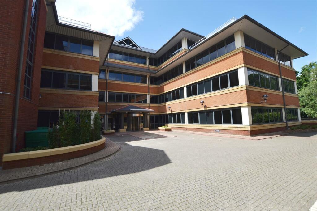1 bed Apartment for rent in Rickmansworth. From CAMERON ESTATE AGENTS