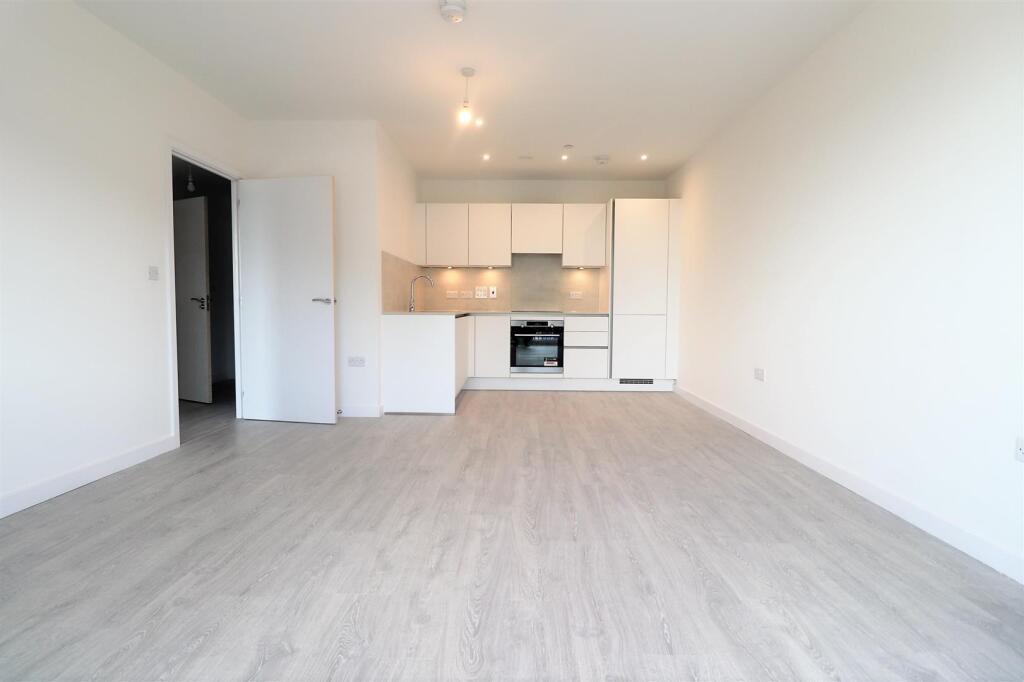 1 bed Apartment for rent in Hayes. From CAMERON ESTATE AGENTS 1 bed Apartment for rent in Hayes. From CAMERON ESTATE AGENTS