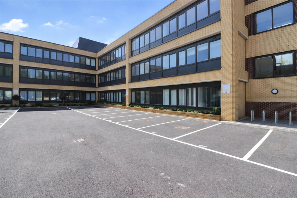 1 bed Apartment for rent in Rucklers Lane. From CAMERON ESTATE AGENTS