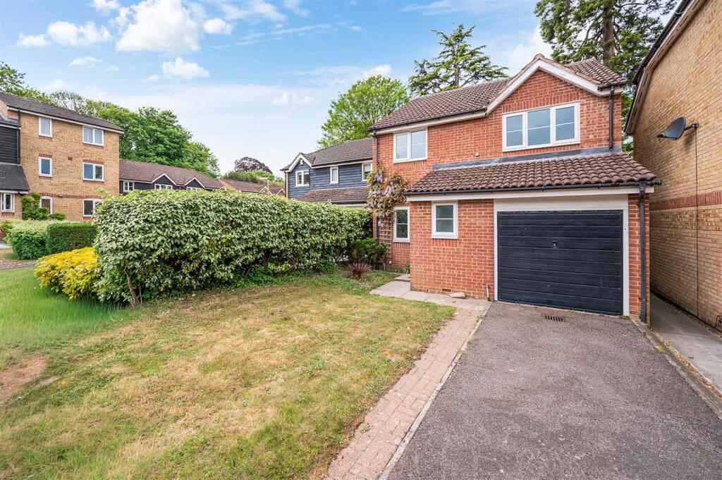 4 bed Detached for rent in Banstead. From Williams Harlow