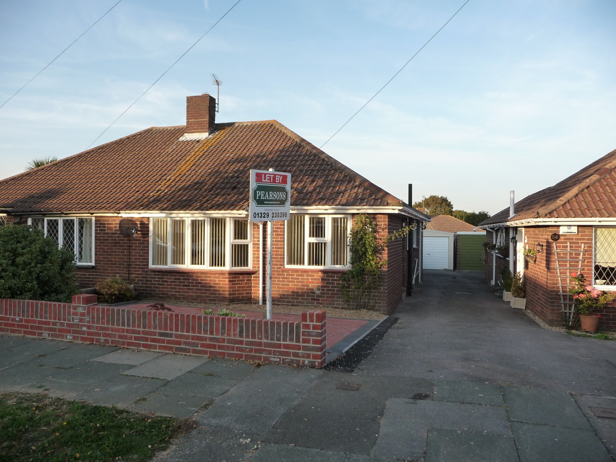 2 bed Semi-detached bungalow for rent in Fareham. From Pearsons Estate Agents - Fareham