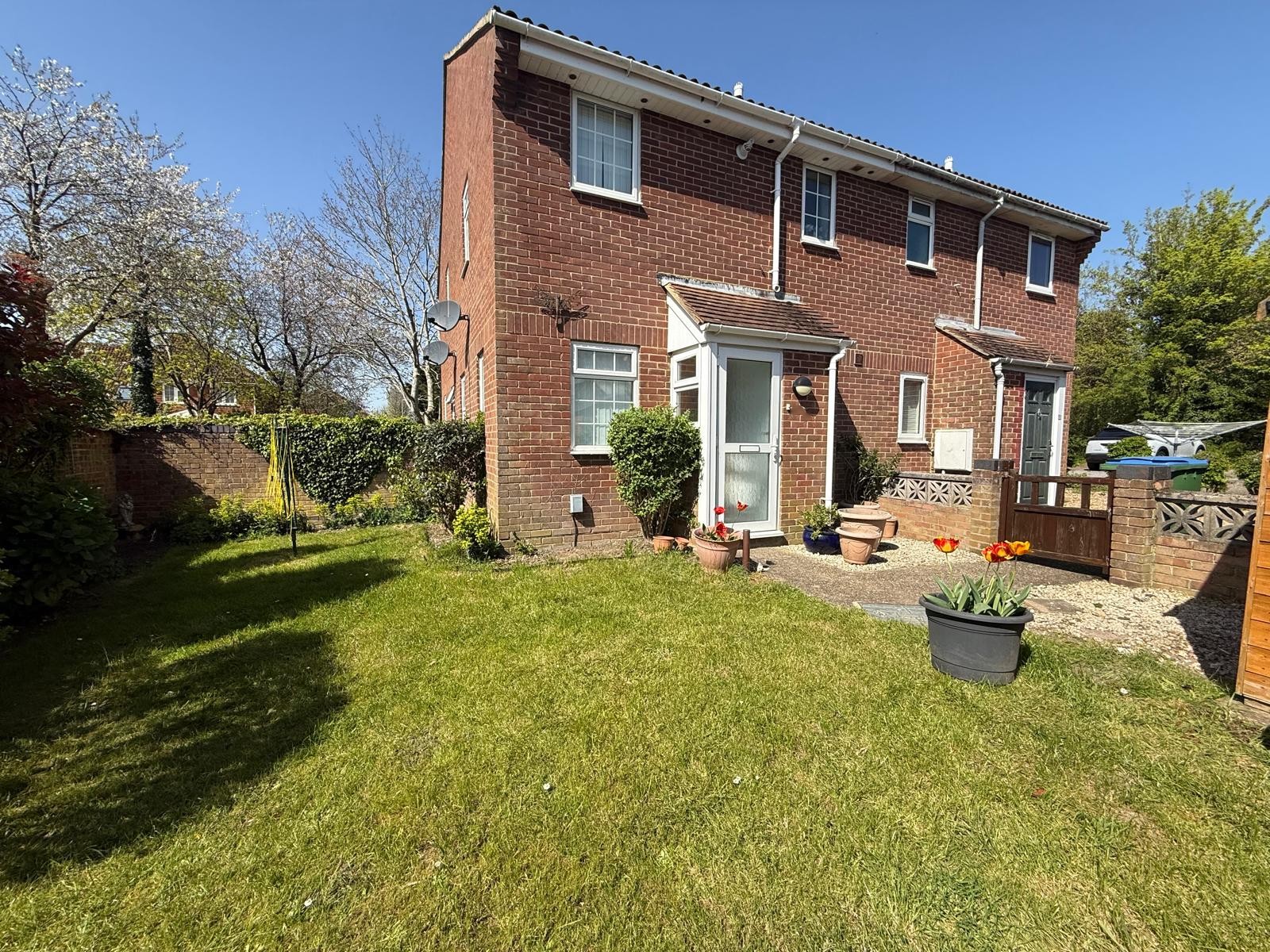 1 bed Semi Detached for rent in Fareham. From Pearsons Estate Agents - Fareham