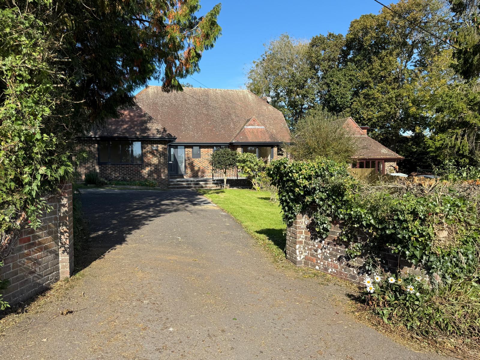 5 bed Detached for rent in Fareham. From Pearsons Estate Agents - Fareham 5 bed Detached for rent in Fareham. From Pearsons Estate Agents - Fareham