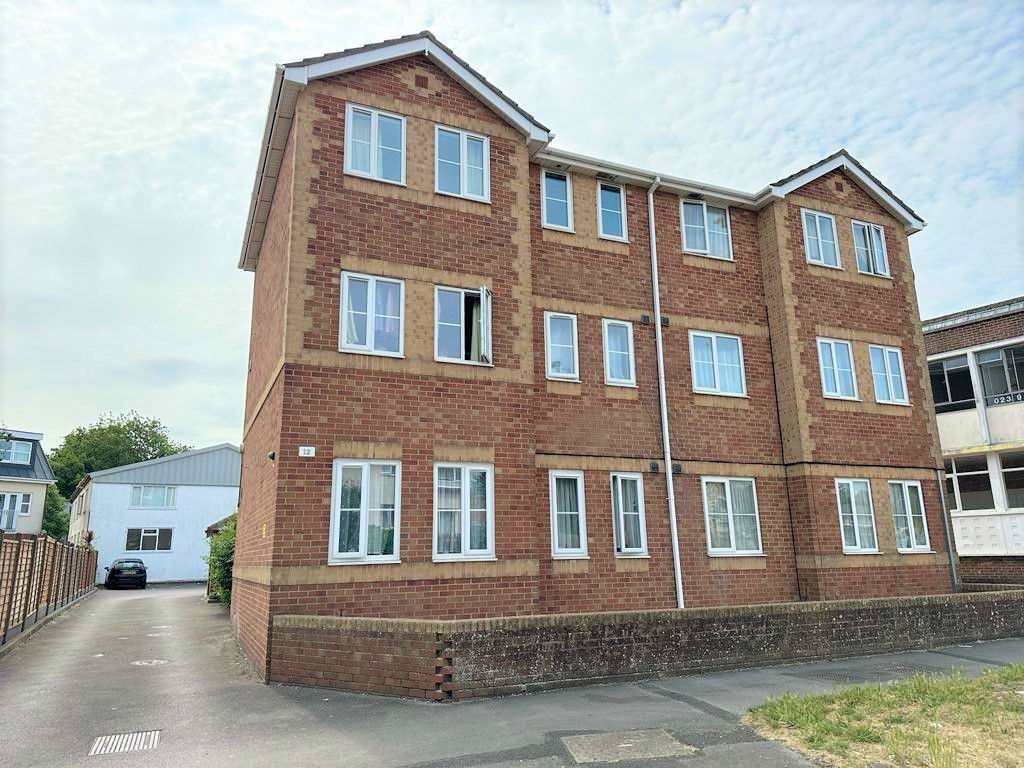 1 bed 1st Floor Flat for rent in Gosport. From Pearsons Estate Agents - Fareham