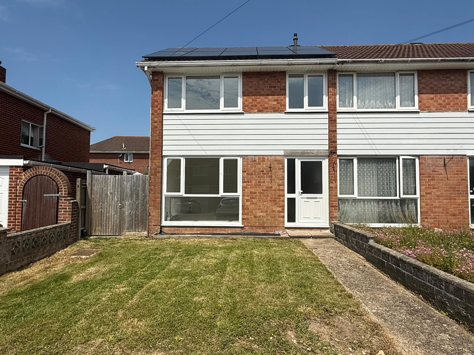 3 bed End of Terrace for rent in Fareham. From Pearsons Estate Agents - Fareham 3 bed End of Terrace for rent in Fareham. From Pearsons Estate Agents - Fareham
