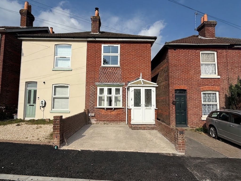 2 bed Semi Detached for rent in Fareham. From Pearsons Estate Agents - Fareham 2 bed Semi Detached for rent in Fareham. From Pearsons Estate Agents - Fareham