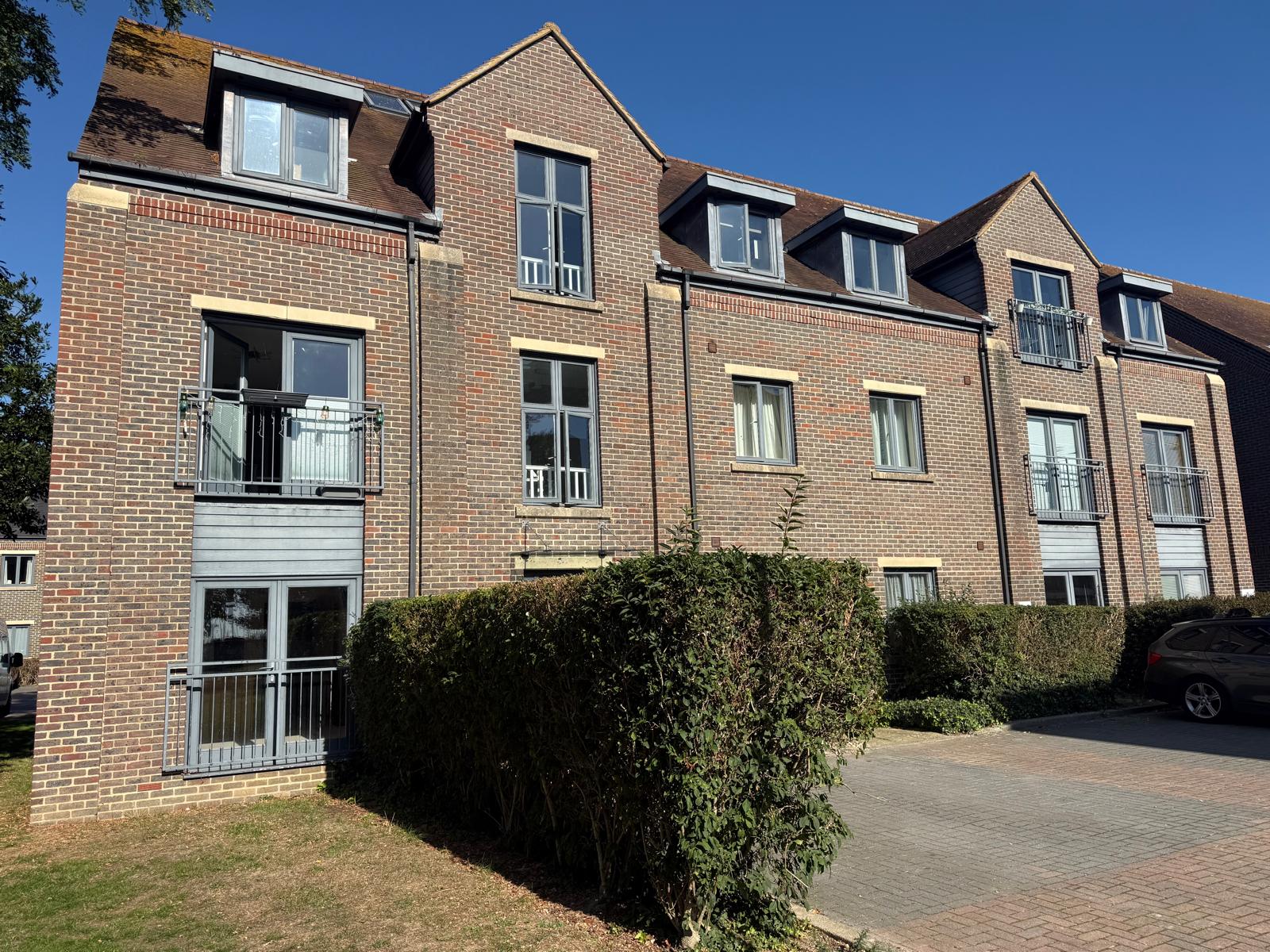 2 bed Apartment for rent in Gosport. From Pearsons Estate Agents - Fareham 2 bed Apartment for rent in Gosport. From Pearsons Estate Agents - Fareham