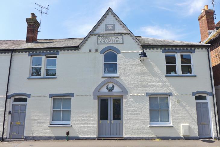 2 bed 1st Floor Flat for rent in Romsey. From Pearsons - Romsey