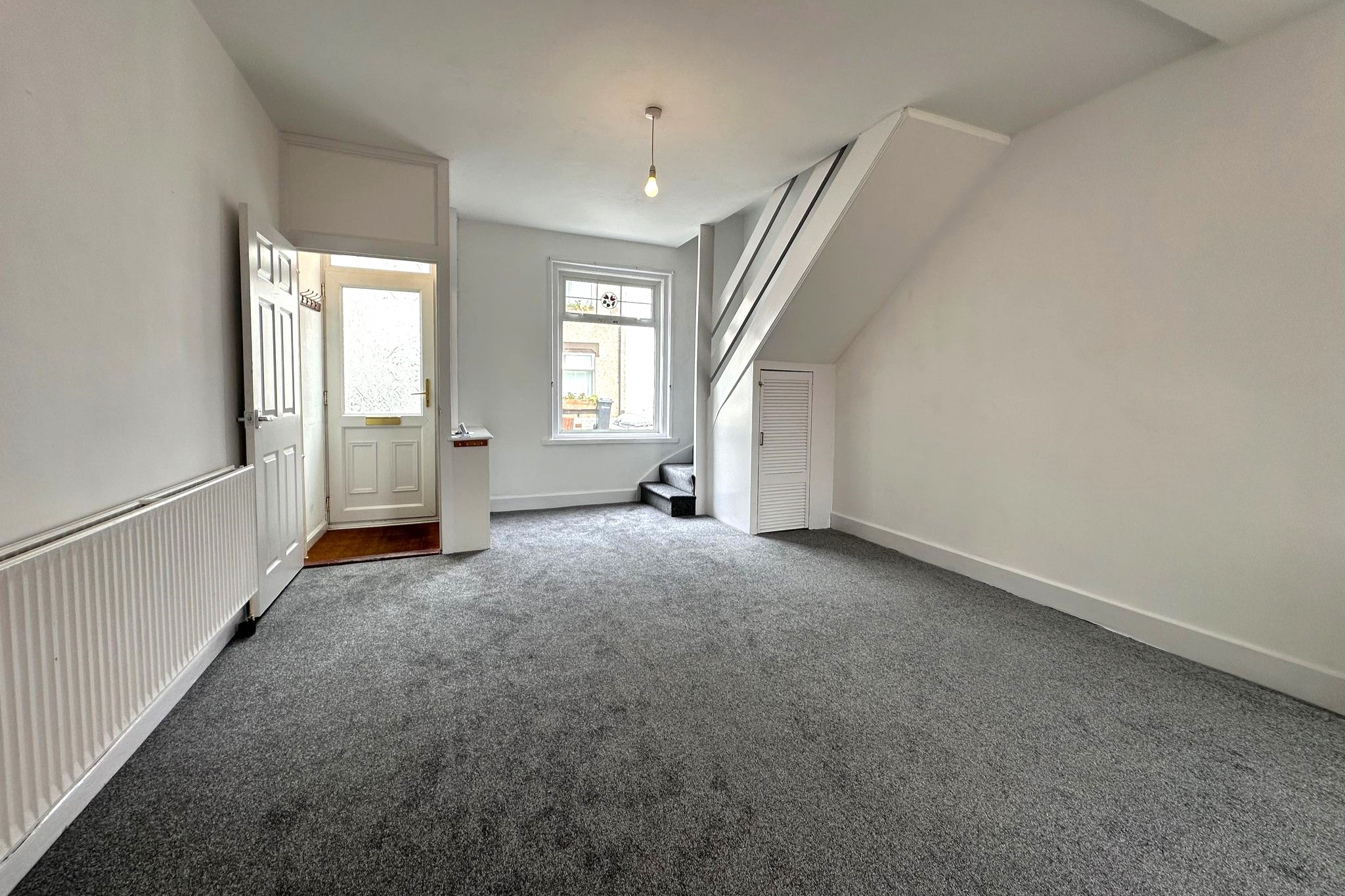 2 bed End Terraced House for rent in Southsea. From Pearsons Estate Agents - Southsea