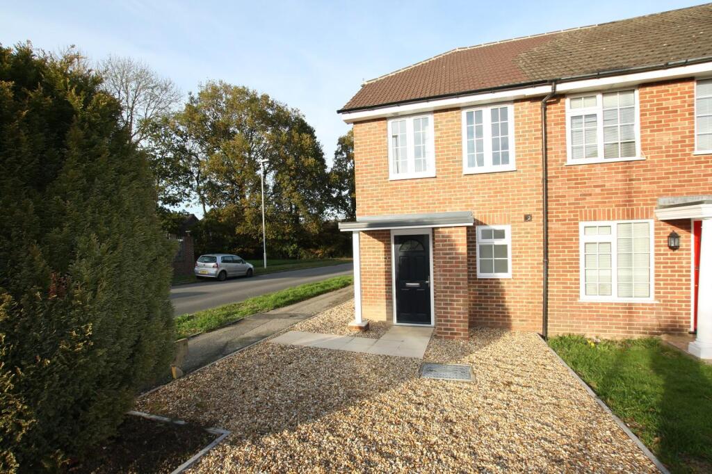 2 bed Detached for rent in East Grinstead. From Taylor Robinson - Crawley 2 bed Detached for rent in East Grinstead. From Taylor Robinson - Crawley