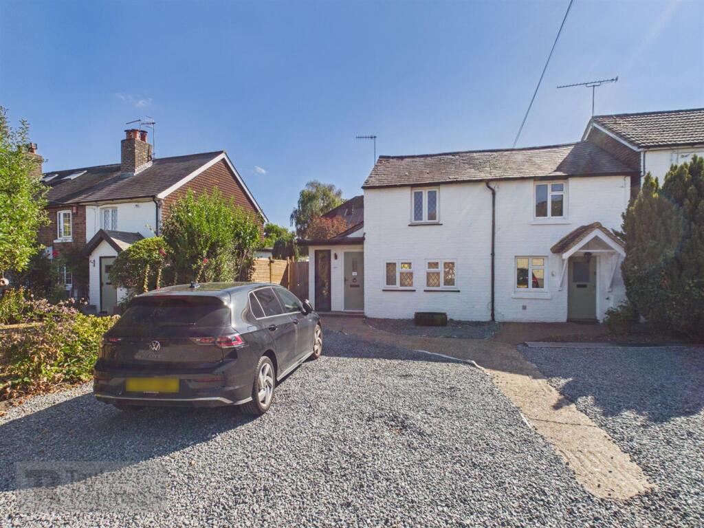 2 bed Detached for rent in Crawley. From Taylor Robinson - Crawley 2 bed Detached for rent in Crawley. From Taylor Robinson - Crawley