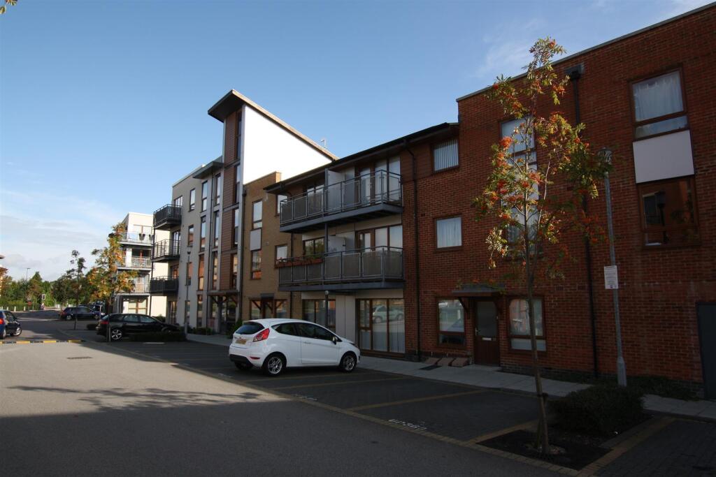 2 bed 1st Floor Flat for rent in Crawley. From Taylor Robinson - Crawley 2 bed 1st Floor Flat for rent in Crawley. From Taylor Robinson - Crawley