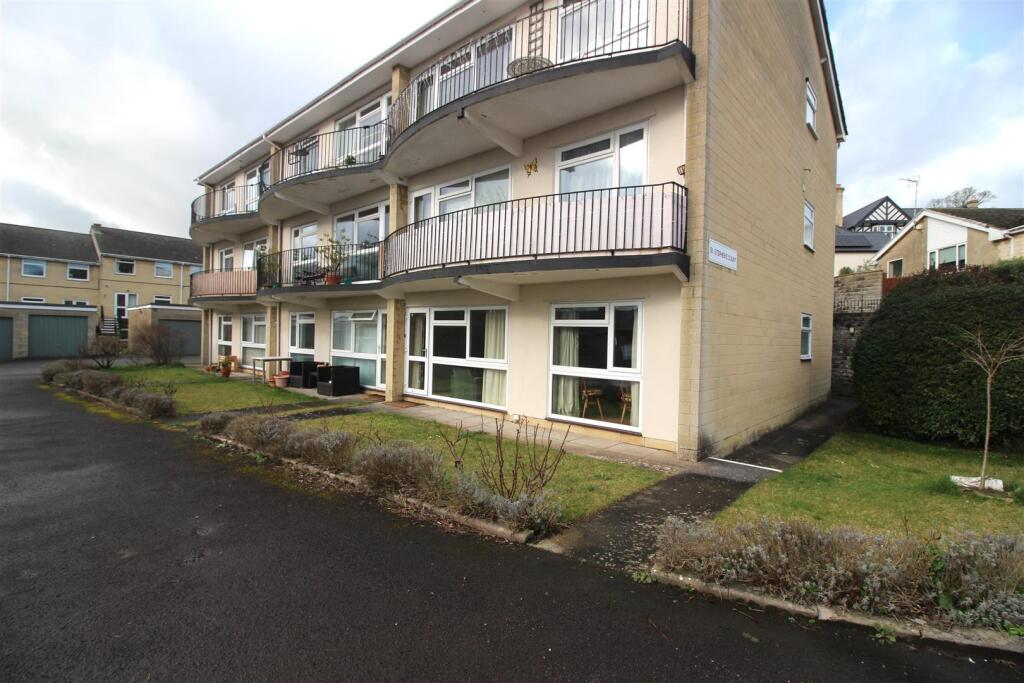 2 bed Apartment for rent in Bath. From PropertyLink Estates - Bath