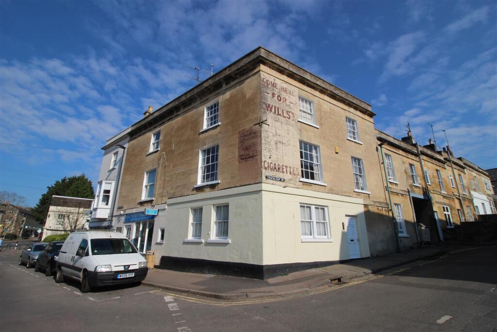 4 bed Detached for rent in Bath. From PropertyLink Estates - Bath