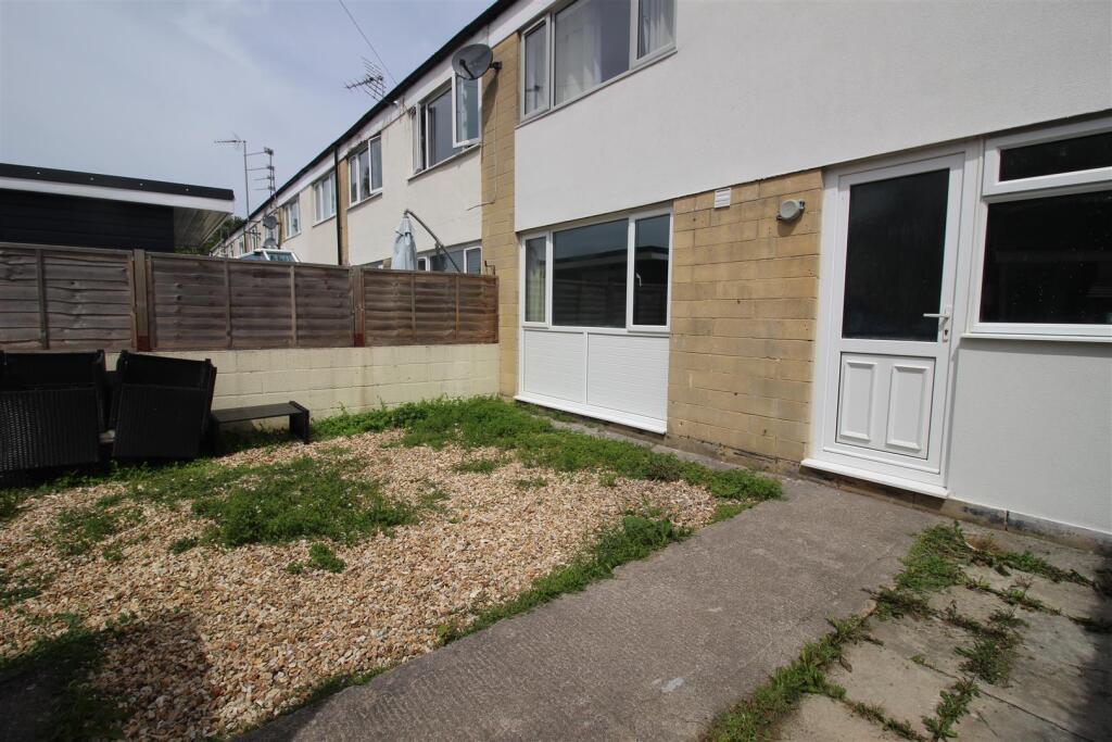 2 bed Detached for rent in Newton St Loe. From PropertyLink Estates - Bath