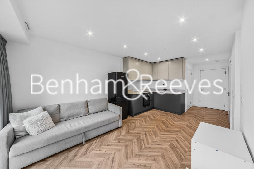 0 bed Studio for rent in Kingston upon Thames. From Benham & Reeves - Kew - Kew