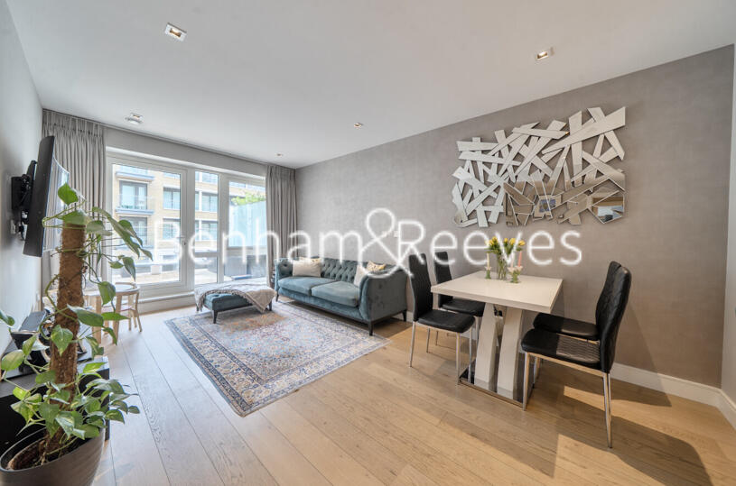 2 bed Apartment for rent in Brentford. From Benham & Reeves - Kew - Kew