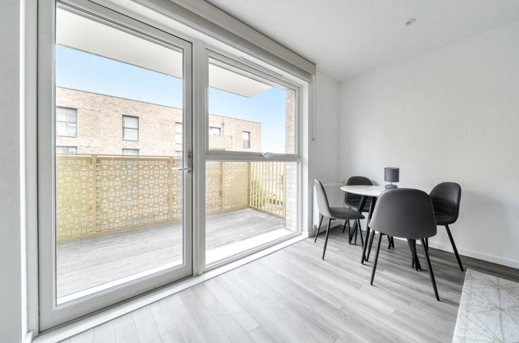 1 bed Apartment for rent in Hounslow. From Benham & Reeves - Kew - Kew