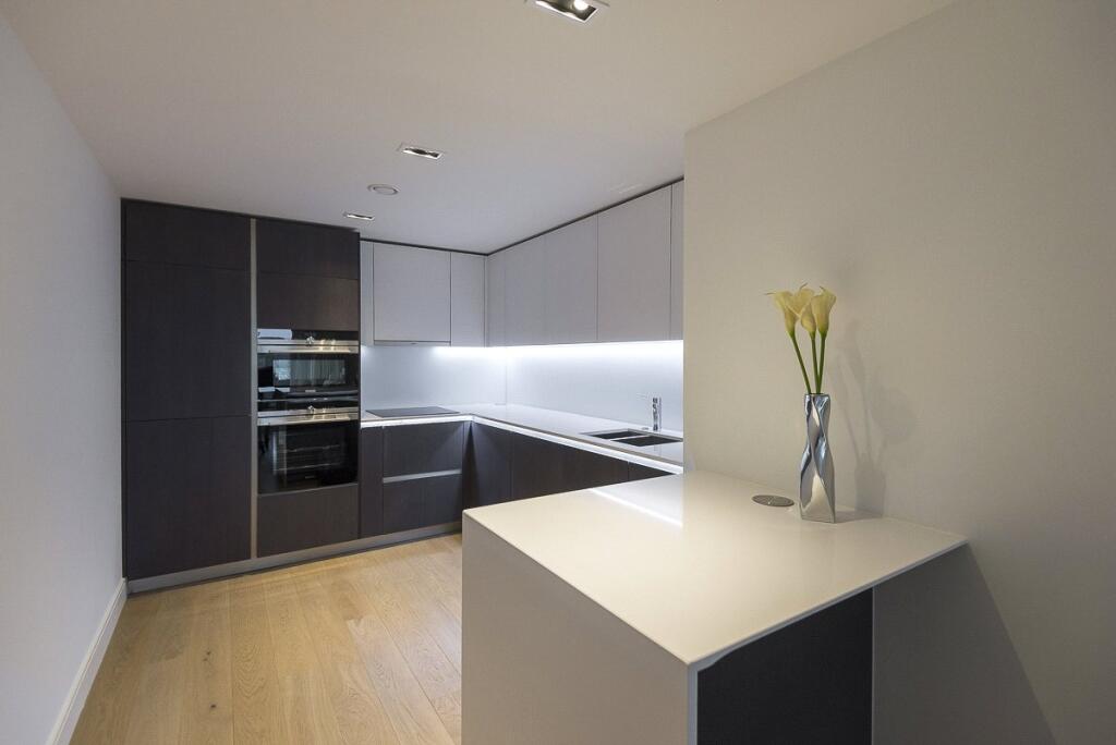 2 bed Apartment for rent in Brentford. From Benham & Reeves - Kew - Kew 2 bed Apartment for rent in Brentford. From Benham & Reeves - Kew - Kew