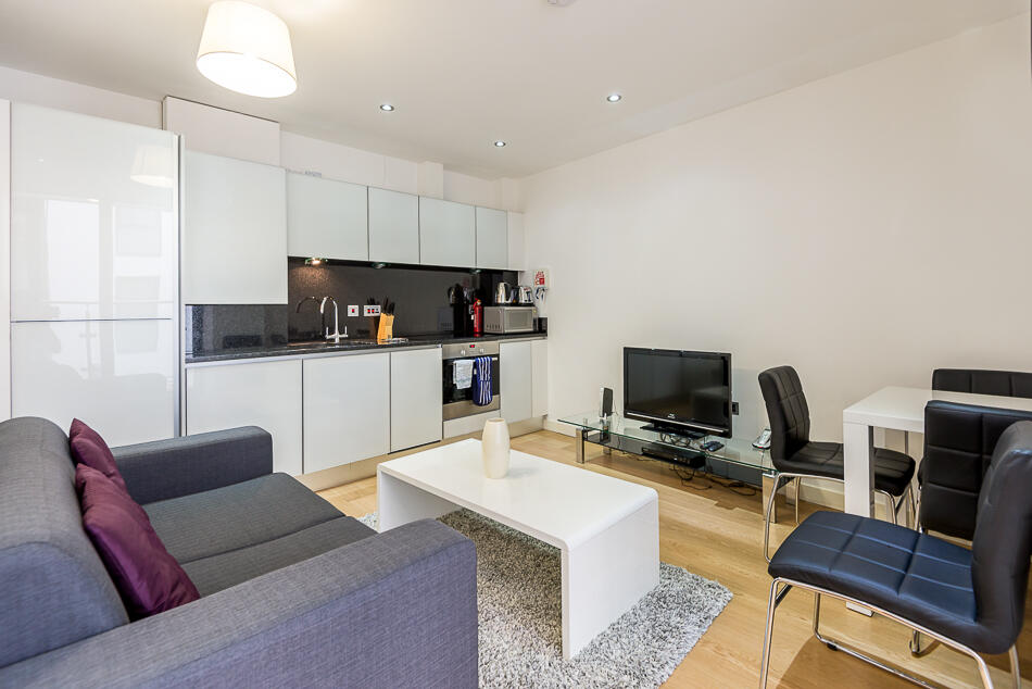 1 bed Apartment for rent in Stepney. From Benham & Reeves- Wapping - Wapping