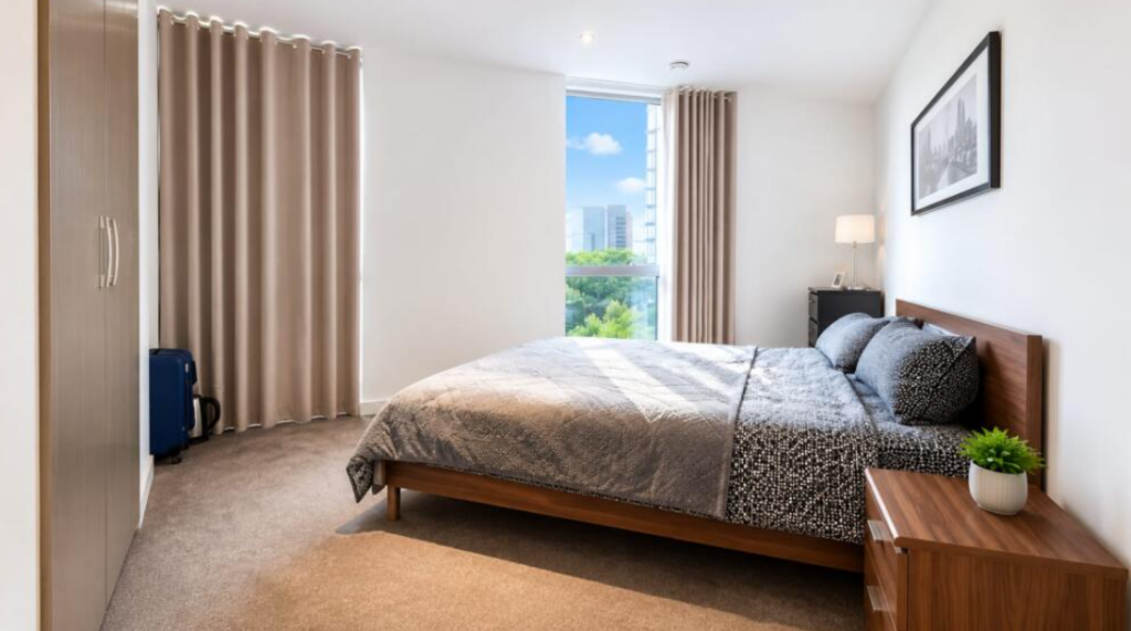 2 bed 1st Floor Flat for rent in Poplar. From Benham & Reeves- Wapping - Wapping