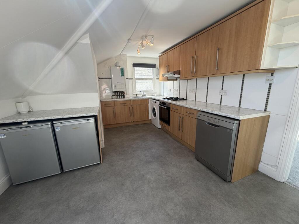 2 bed 1st Floor Flat for rent in Brighton and Hove. From Graves Son & Pilcher - Brighton 2 bed 1st Floor Flat for rent in Brighton and Hove. From Graves Son & Pilcher - Brighton