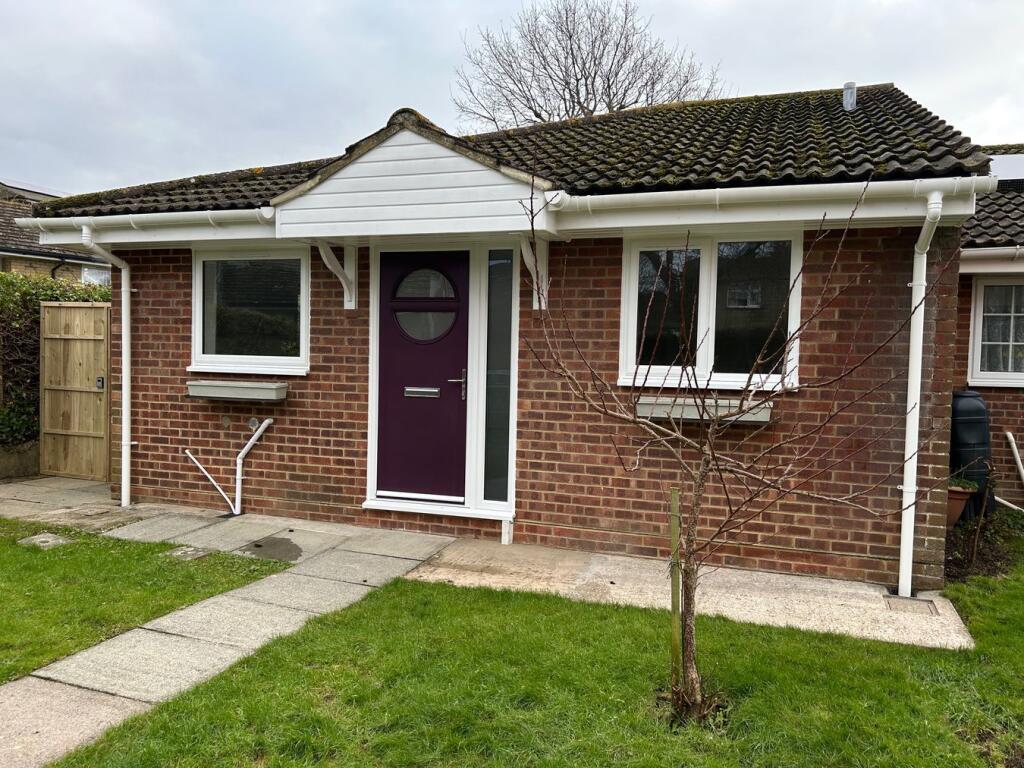 2 bed Bungalow for rent in Hastings. From Stace & Co Estates Agents - Hastings
