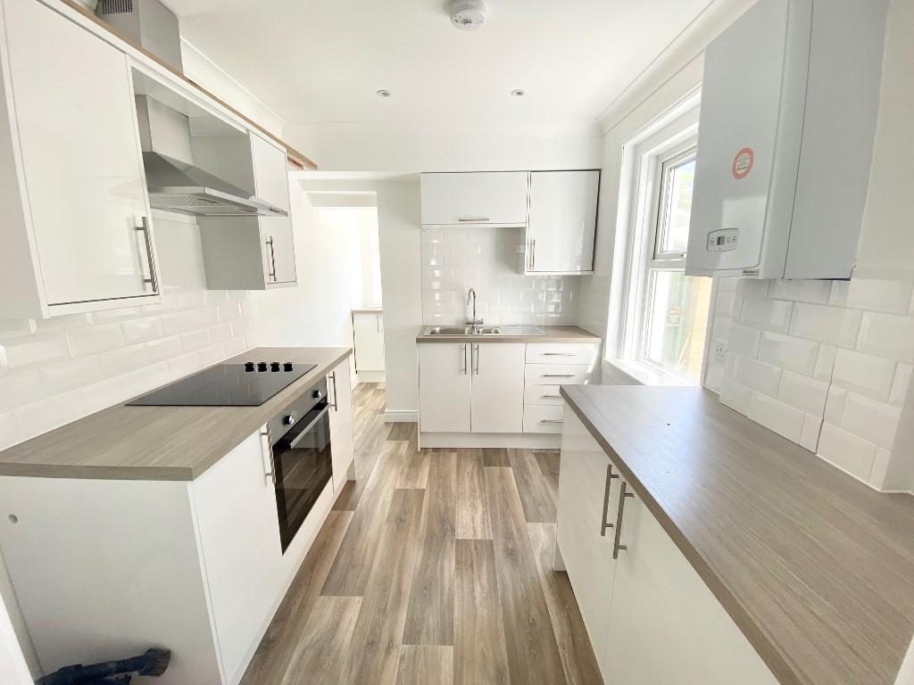 3 bed Mid Terraced House for rent in Poole. From Jordan Marks Estates - Christchurch