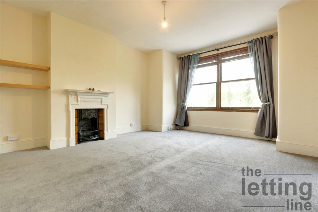 2 bed Apartment for rent in Crews Hill. From Atkinsons Residential