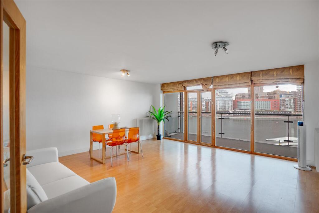 2 bed Apartment for rent in Poplar. From Madison Brook - Docklands