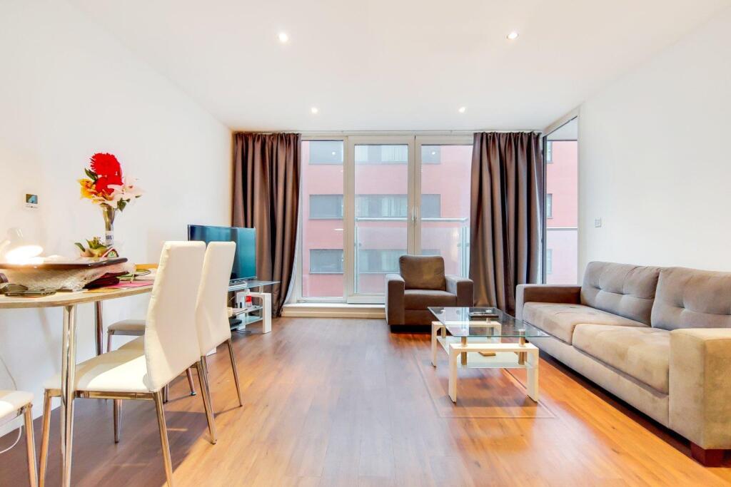1 bed Apartment for rent in Poplar. From Madison Brook - Docklands