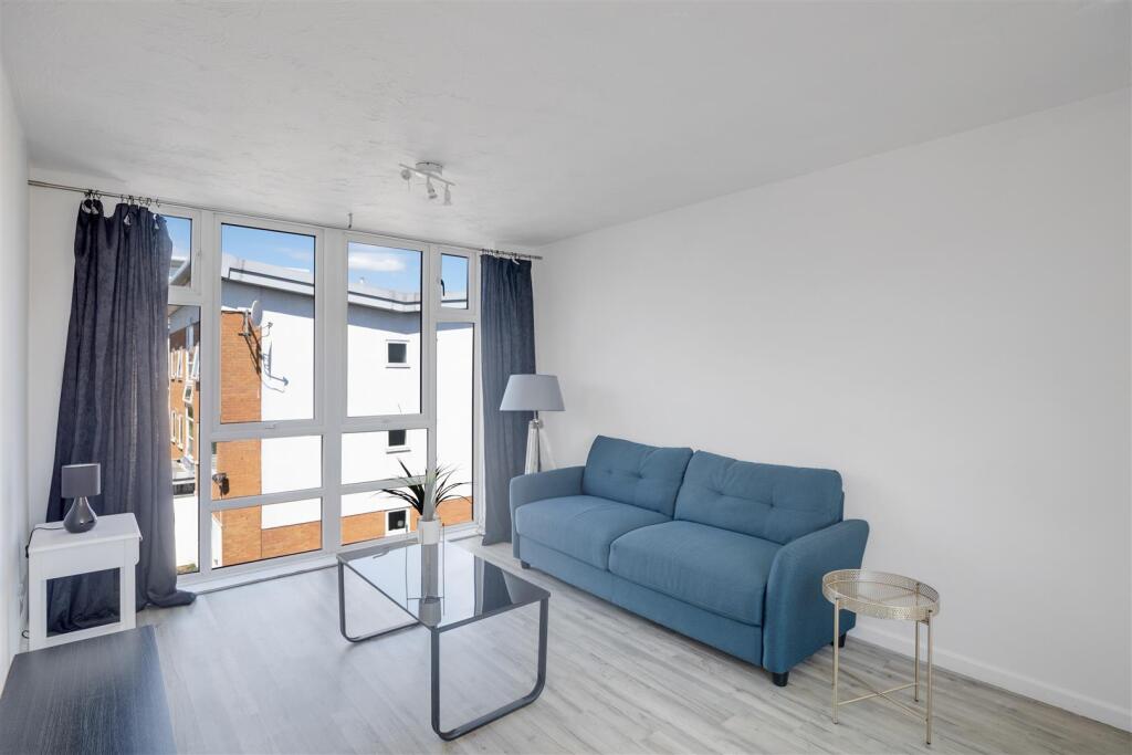 1 bed Apartment for rent in Woolwich. From Madison Brook - Docklands