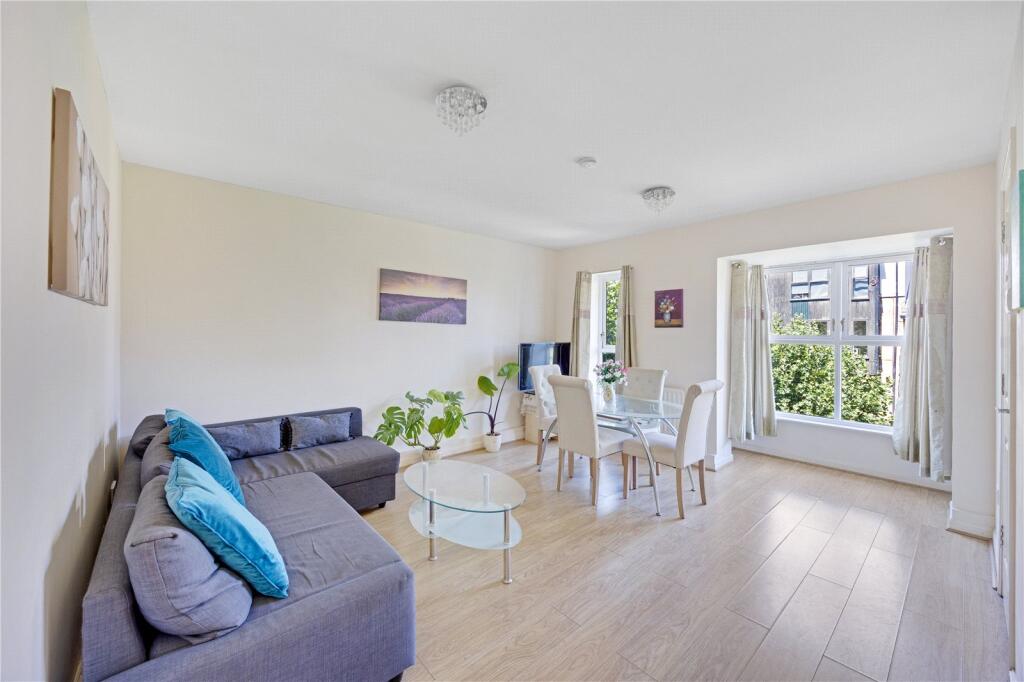 2 bed Apartment for rent in Poplar. From Madison Brook - Docklands 2 bed Apartment for rent in Poplar. From Madison Brook - Docklands