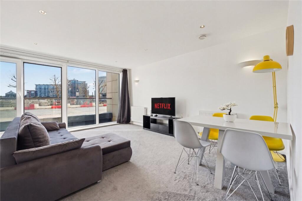 0 bed Apartment for rent in Poplar. From Madison Brook - Docklands 0 bed Apartment for rent in Poplar. From Madison Brook - Docklands