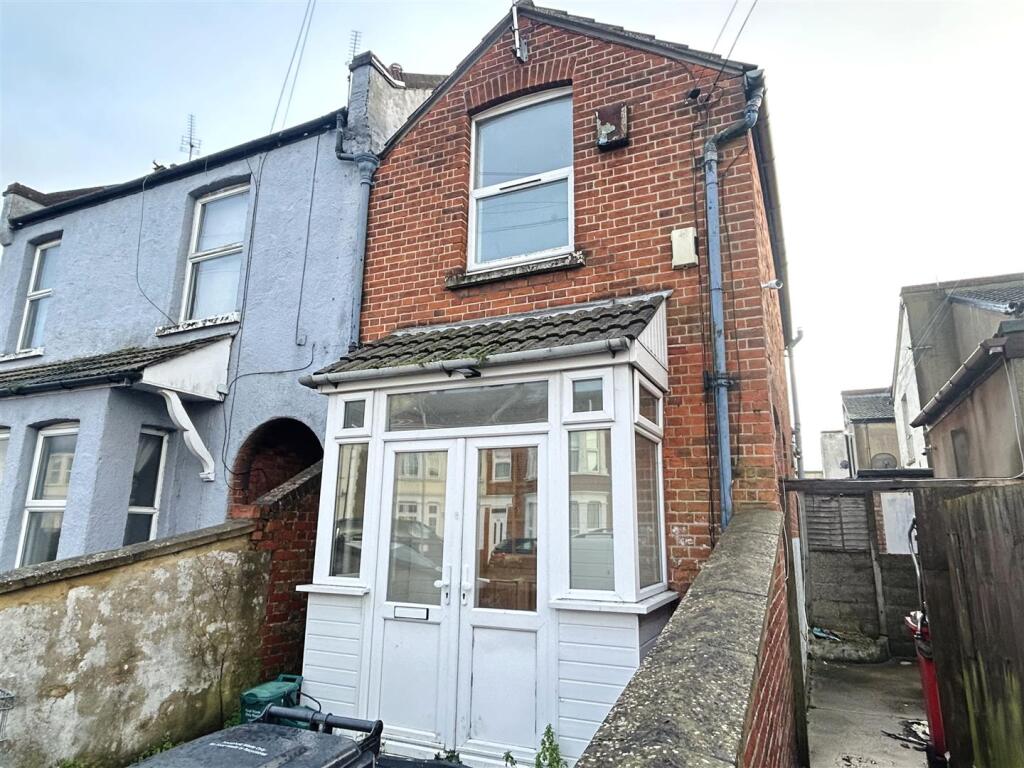 1 bed Annexe for rent in Clacton-on-Sea. From Sheen's - Clacton-on-sea