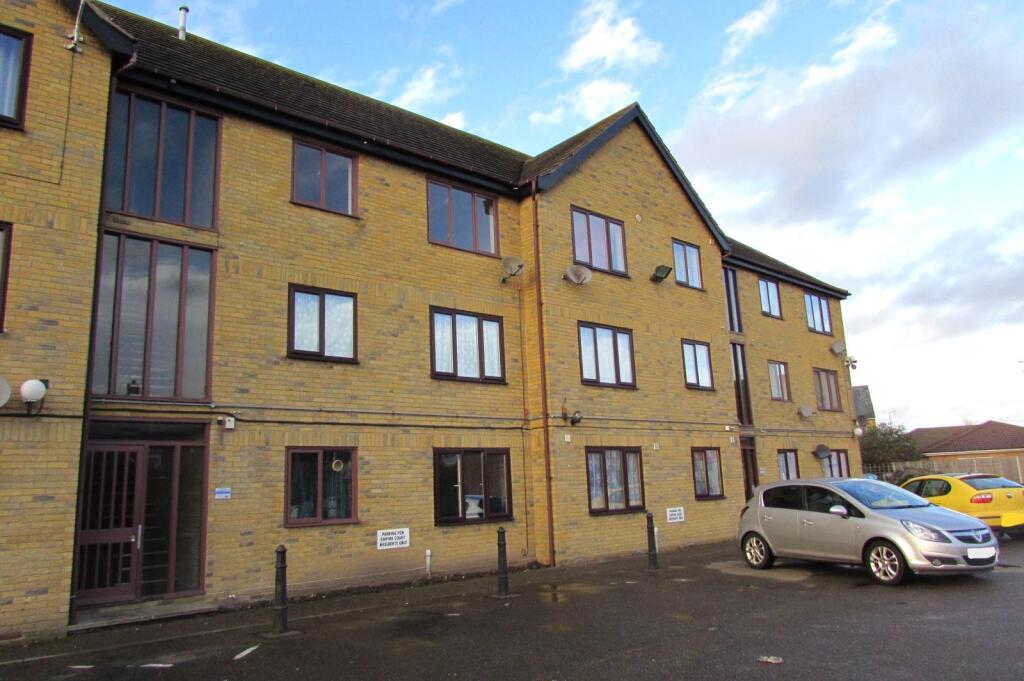 1 bed 1st Floor Flat for rent in Clacton-on-Sea. From Sheen's - Clacton-on-sea 1 bed 1st Floor Flat for rent in Clacton-on-Sea. From Sheen's - Clacton-on-sea