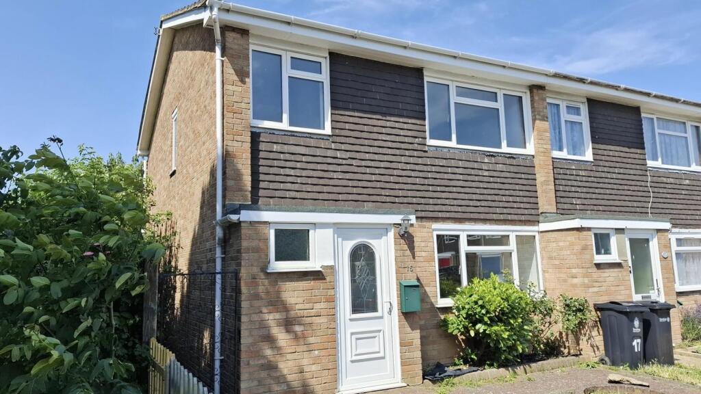 3 bed End of Terrace for rent in Little Clacton. From Sheen's - Clacton-on-sea
