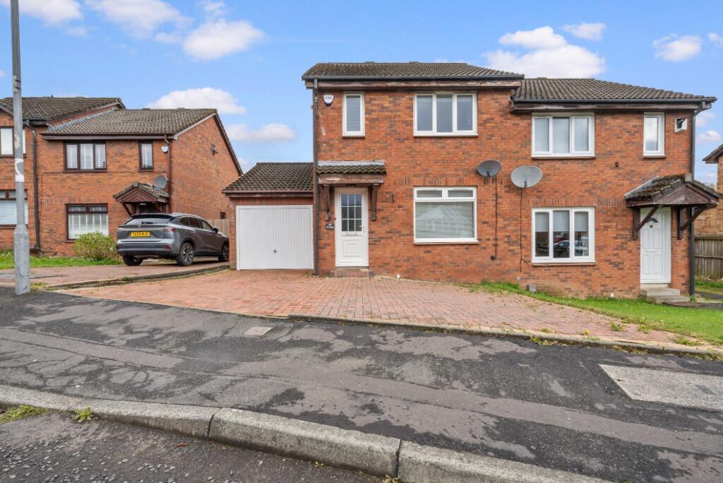 3 bed 1st Floor Flat for rent in Barrhead. From MQ Estate Agents and Lettings - Covering Scotland