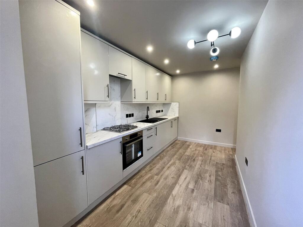 3 bed Apartment for rent in Bristol. From Westcoast Properties - Bristol