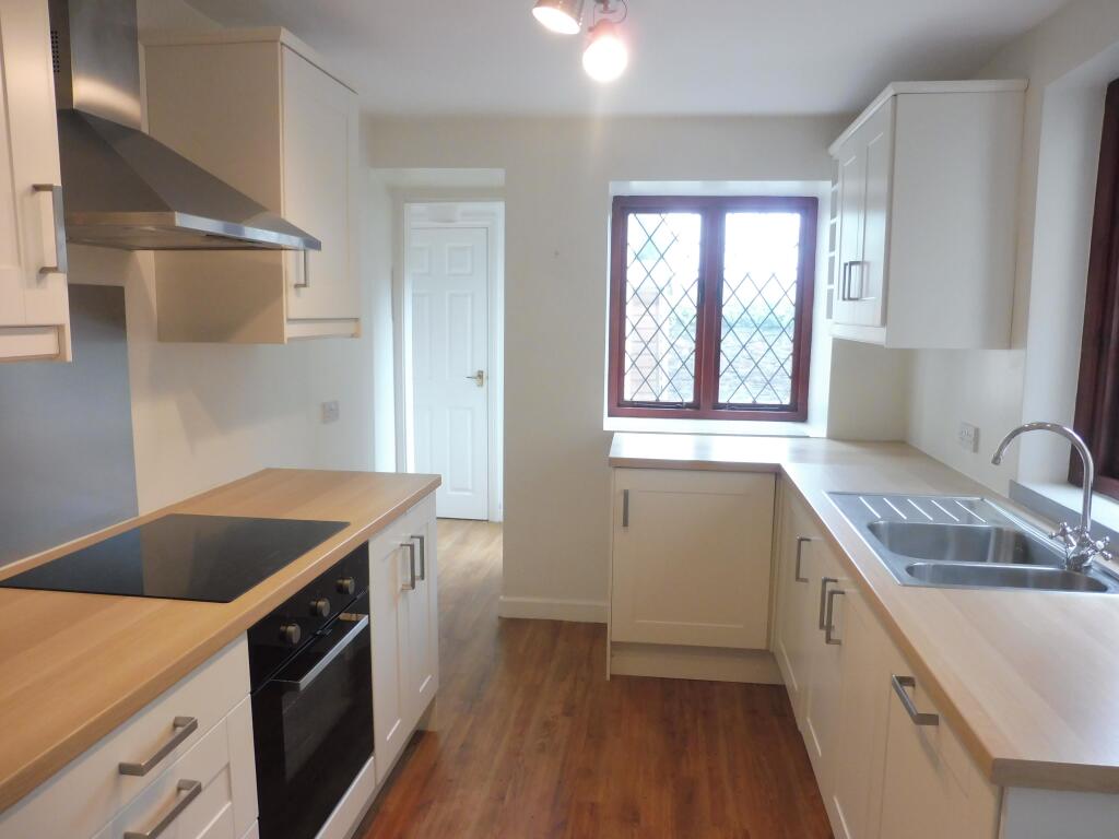 2 bed Detached for rent in St Fagans. From Allen & Harris - Pontcanna