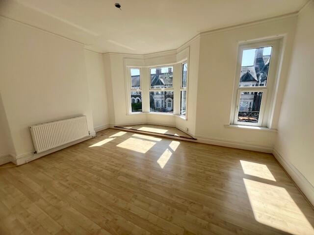 2 bed Apartment for rent in St Fagans. From Allen & Harris - Pontcanna