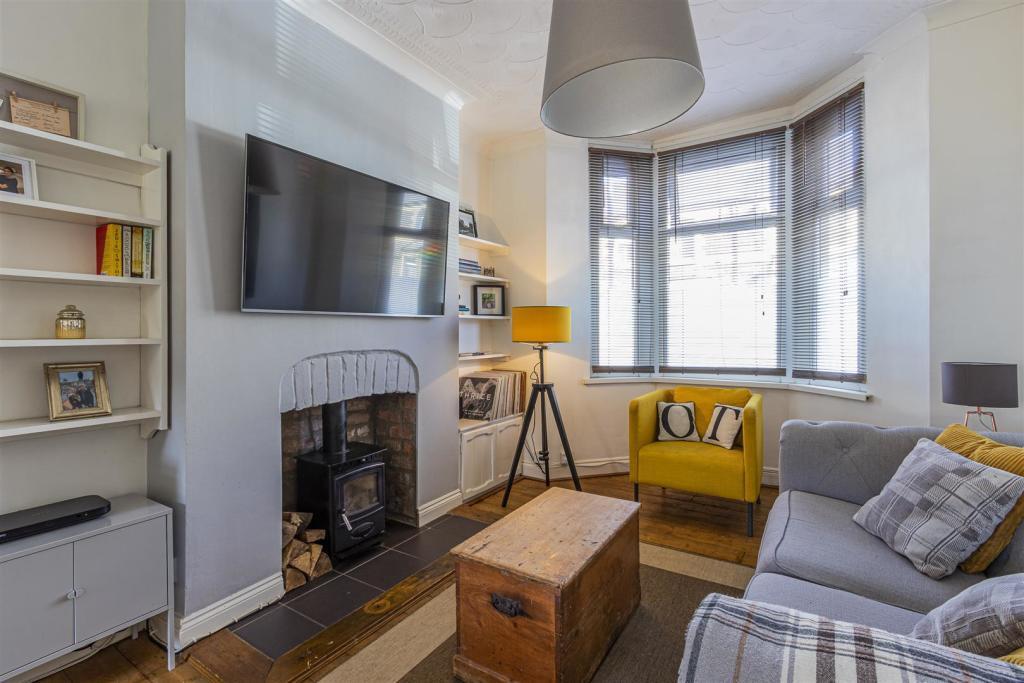 2 bed Detached for rent in Cardiff. From Allen & Harris - Pontcanna 2 bed Detached for rent in Cardiff. From Allen & Harris - Pontcanna